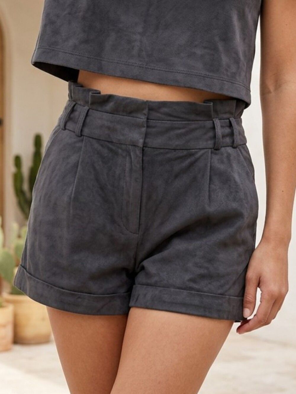 Love Culture Suede Charcoal Gray High Waisted Shorts Pleated Microfiber Chamois